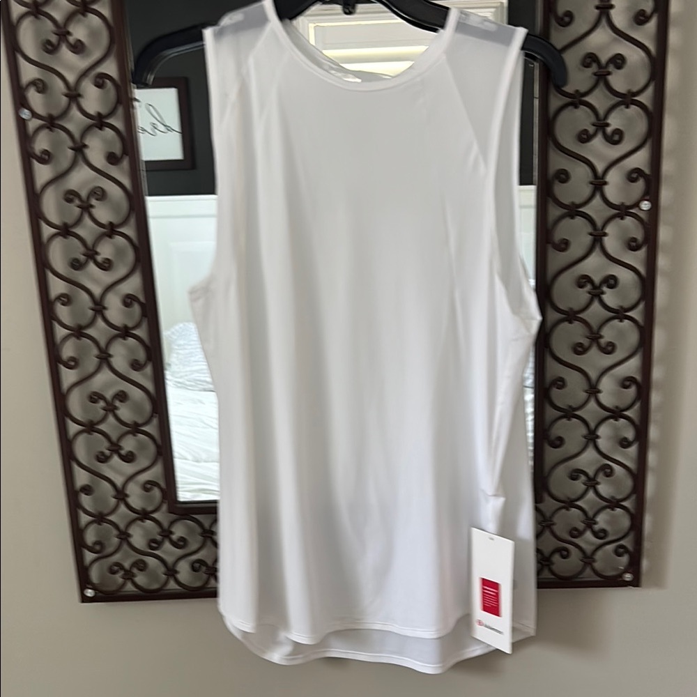 Lululemon Athletica White Relaxed Muscle Tee